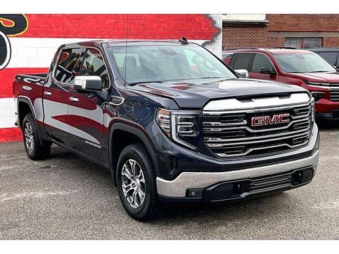 Used 2025 GMC Sierra 1500 SLT image 12