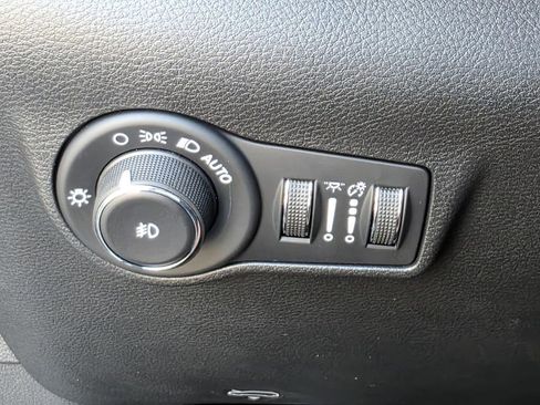 New 2026 Jeep Compass Latitude image 26