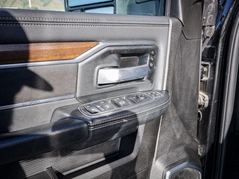 Used 2024 RAM 2500 Laramie w/ Safety Group AWD/4WD image 16