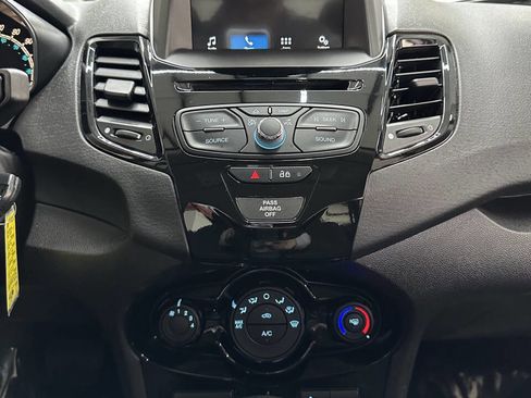Used 2017 Ford Fiesta SE w/ Equipment Group 201A image 28