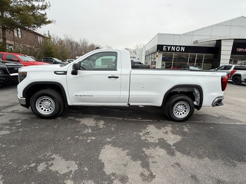 New 2026 GMC Sierra 1500 Pro image 2