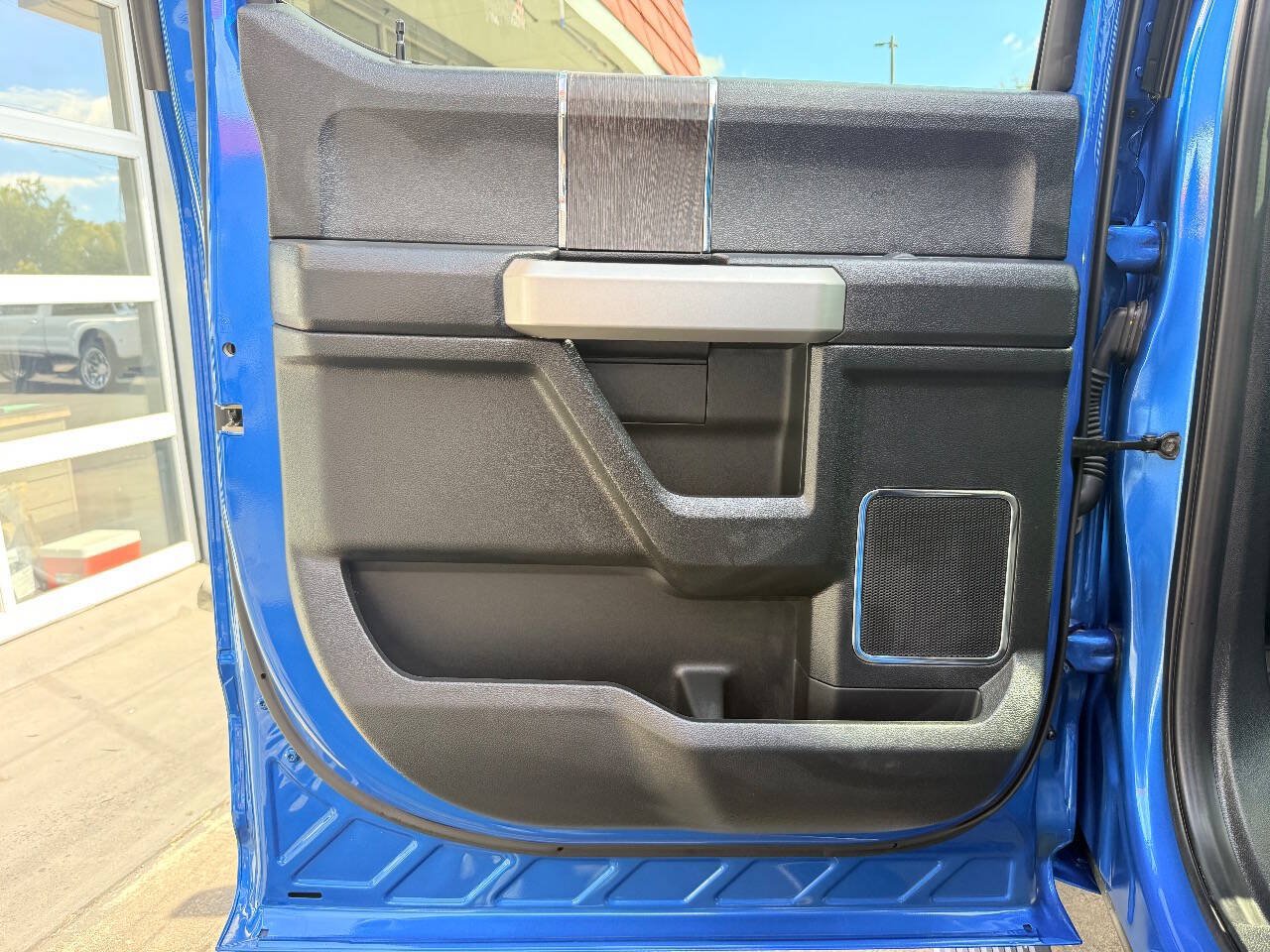 Used 2021 Ford F350 Lariat AWD/4WD image 35