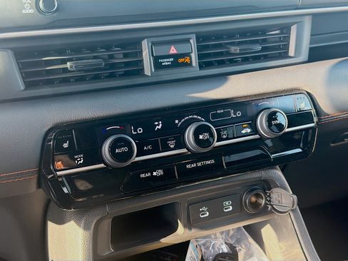 New 2026 Honda Pilot Sport image 14