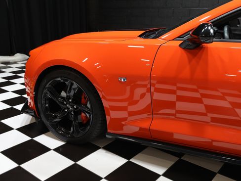Used 2020 Chevrolet Camaro SS image 42