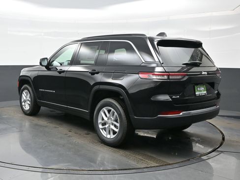 New 2026 Jeep Grand Cherokee Laredo AWD/4WD image 4