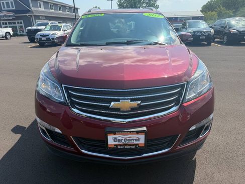 Used 2017 Chevrolet Traverse LT FWD image 8