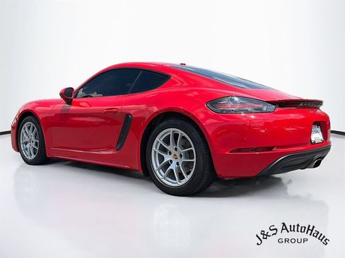 Used 2019 Porsche 718 Cayman RWD image 5