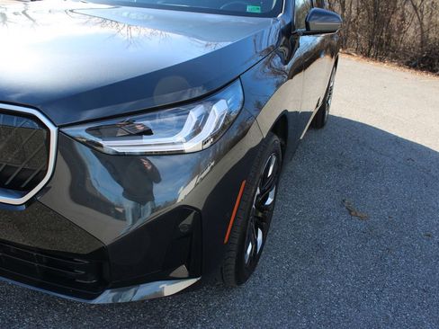 Used 2025 BMW X3 xDrive30i w/ Premium Package image 44