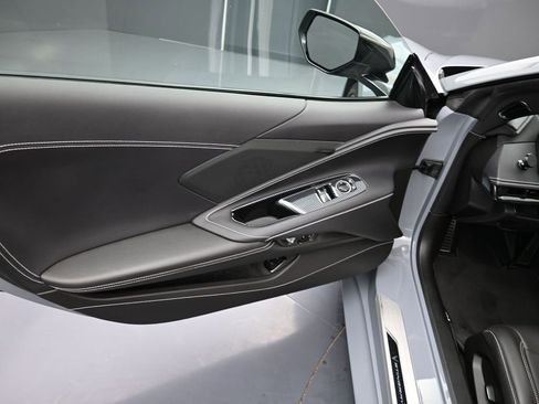 Used 2024 Chevrolet Corvette Stingray Coupe w/ Z51 Performance Package image 13