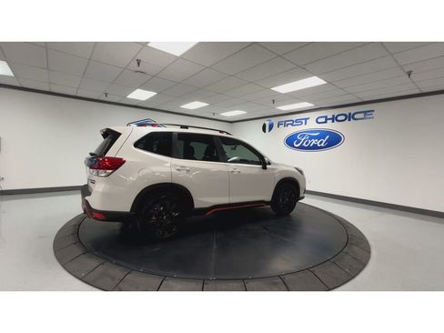 Used 2022 Subaru Forester Sport image 2