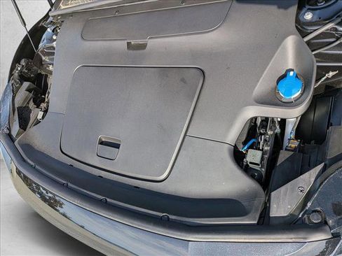 New 2026 Volvo EX30 Plus w/ Climate Package image 18