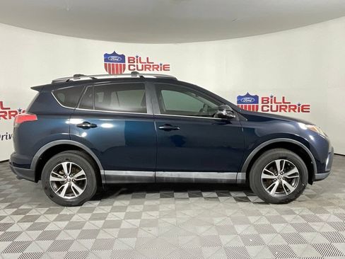 Used 2017 Toyota RAV4 XLE FWD image 2