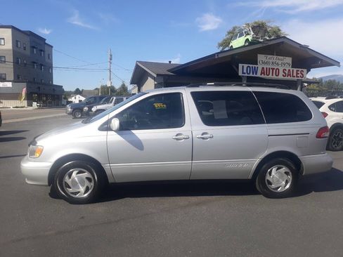 Used 2003 Toyota Sienna LE image 7