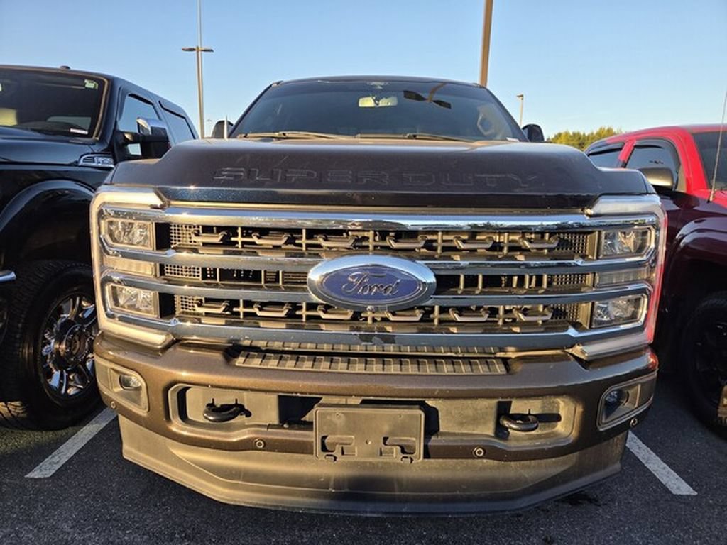 Used 2024 Ford F250 King Ranch w/ FX4 Off-Road Package AWD/4WD image 2