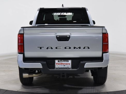Used 2024 Toyota Tacoma SR5 image 10