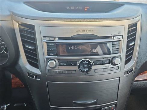 Used 2011 Subaru Outback 2.5i Limited w/ PWR Moonroof Pkg image 13