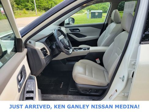 Certified 2023 Nissan Rogue SL w/ SL Premium Package AWD/4WD image 14