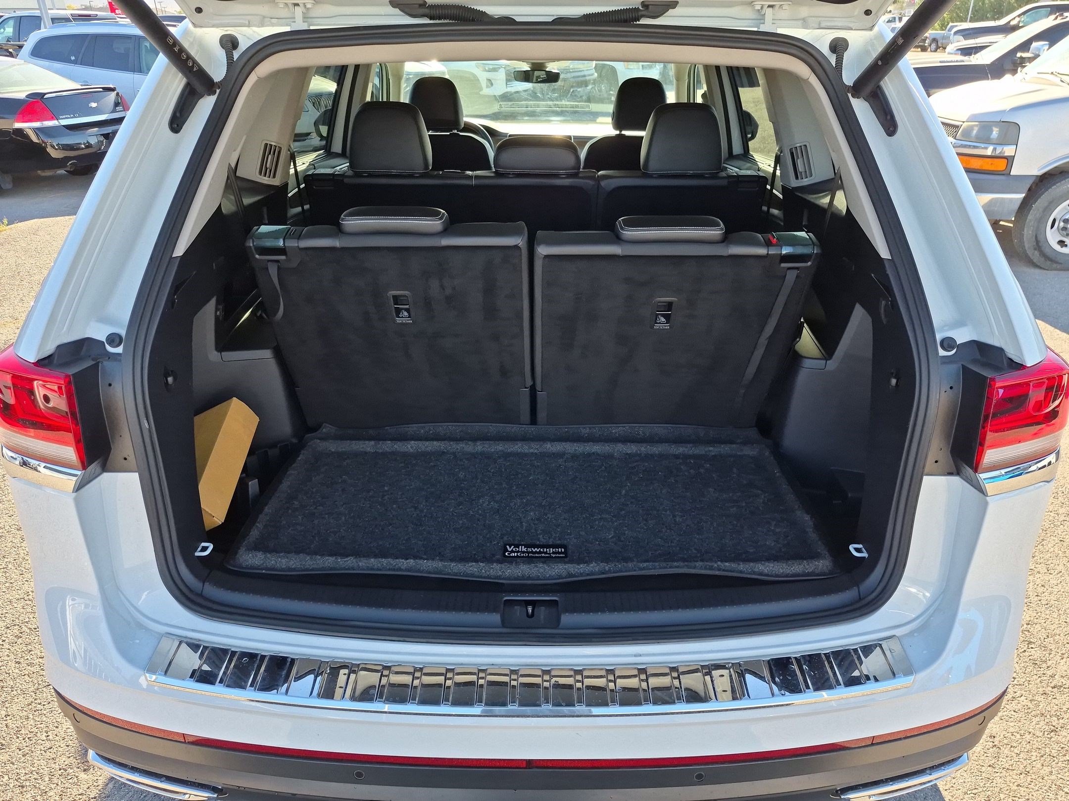 Used 2024 Volkswagen Atlas SE AWD/4WD image 28