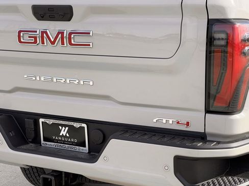 New 2026 GMC Sierra 2500 AT4 w/ AT4 Premium Plus Package image 4