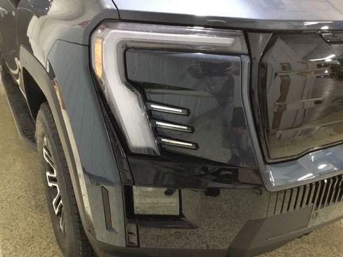 New 2026 GMC Sierra EV Elevation image 27