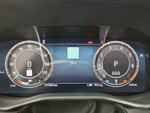 Used 2025 Jaguar F-PACE R-Dynamic S image 38