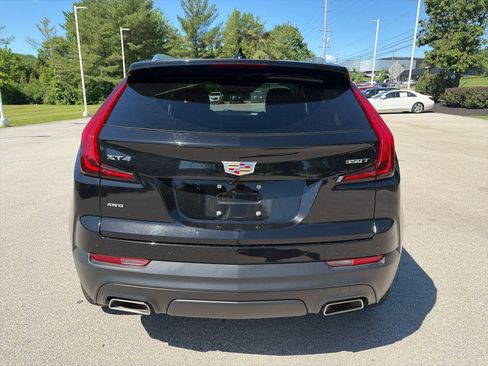 Used 2023 Cadillac XT4 Luxury w/ Cold Weather Package AWD/4WD image 3