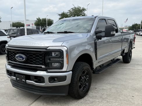 Used 2023 Ford F350 XLT w/ XLT Premium Package AWD/4WD image 11