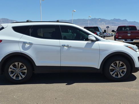 Used 2013 Hyundai Santa Fe Sport AWD/4WD image 2