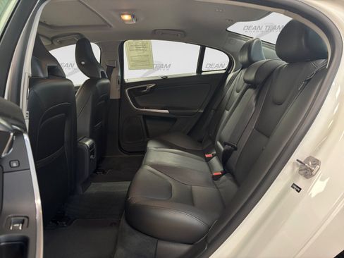 Used 2018 Volvo S60 T5 Inscription w/ Protection Package FWD image 12
