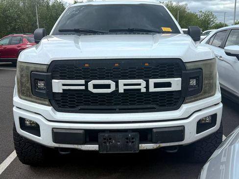 Used 2018 Ford F150 XLT w/ Equipment Group 302A Luxury AWD/4WD image 9