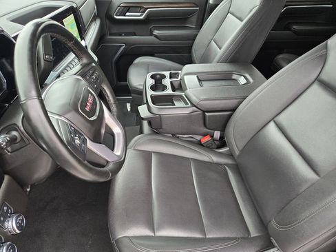 Used 2025 GMC Sierra 1500 SLT AWD/4WD image 18