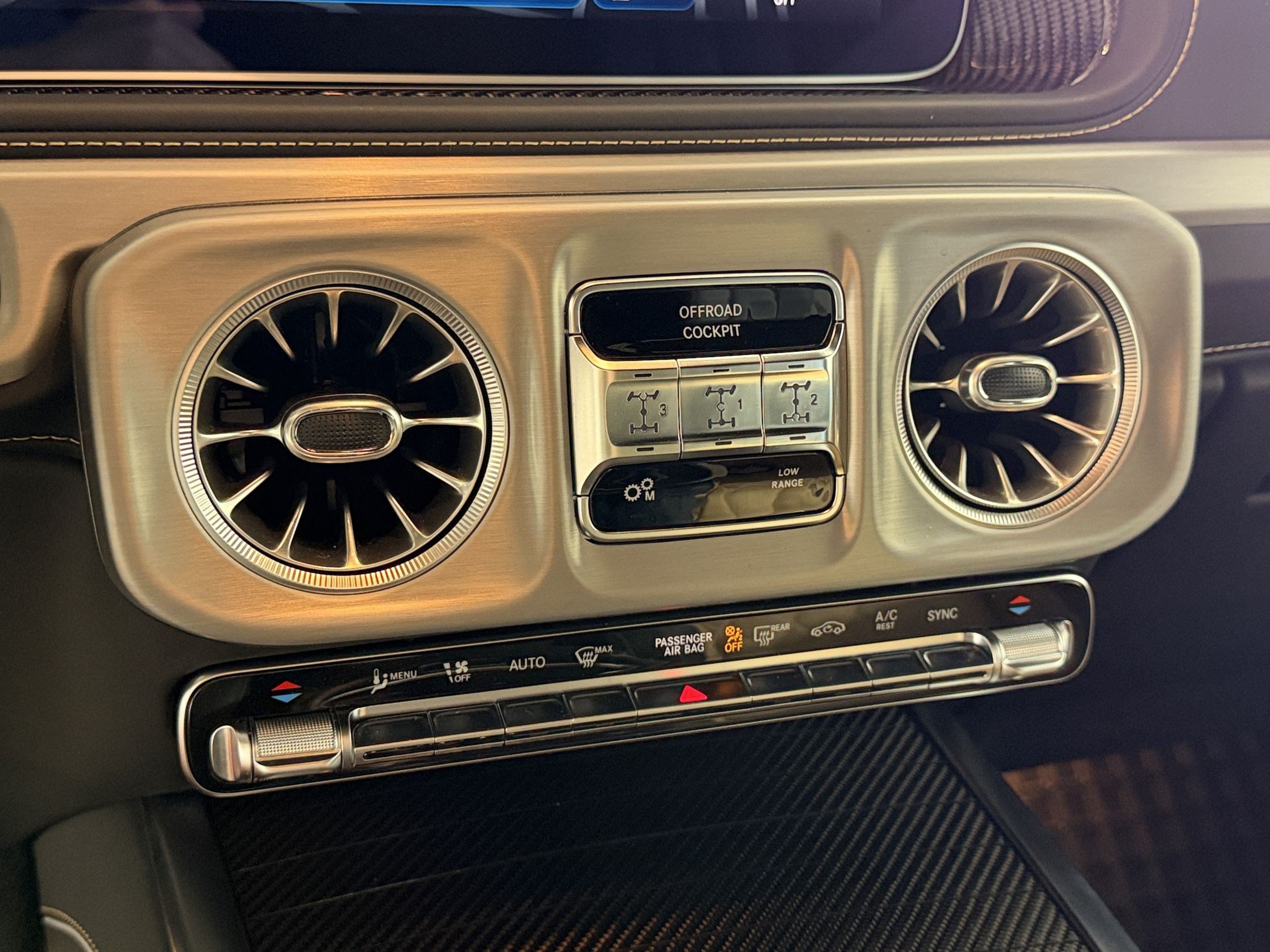 Certified 2025 Mercedes-Benz G 63 AMG 4MATIC image 18