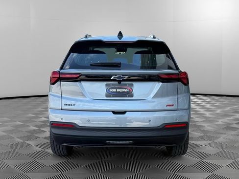 Used 2027 Chevrolet Bolt RS w/ Technology Package FWD image 4