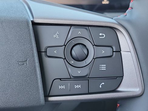 New 2026 Nissan Sentra SR w/ Floor Mat Package FWD image 6
