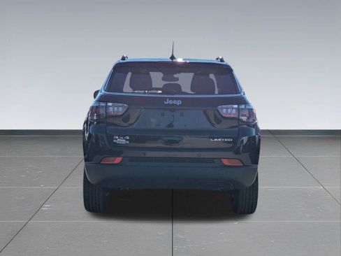 Used 2025 Jeep Compass Limited w/ Sun & Sound Group AWD/4WD image 5
