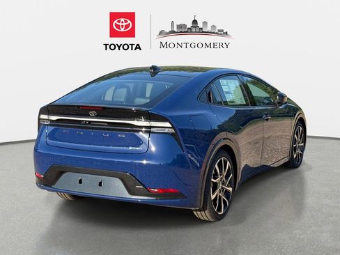 New 2026 Toyota Prius Plug-In Hybrid image 3