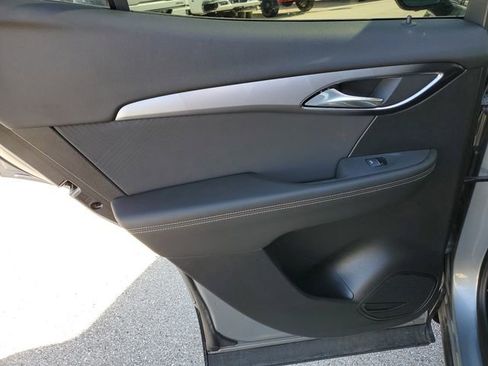 Used 2025 Buick Envision Sport Touring image 17