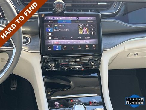 Used 2023 Jeep Grand Cherokee Overland image 16