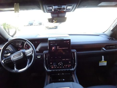 Used 2026 GMC Yukon Denali w/ Denali Reserve Package image 28