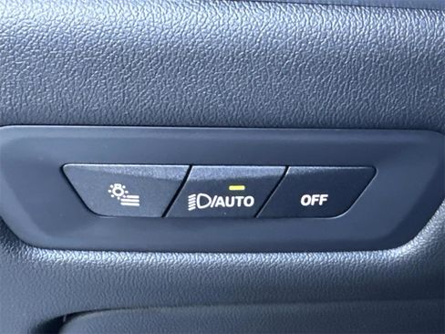 Used 2025 BMW X5 xDrive50e w/ M Sport Package image 30