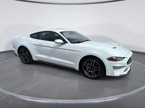 Used 2022 Ford Mustang Premium RWD image 6