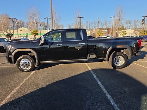 Used 2024 GMC Sierra 3500 Denali Ultimate image 2