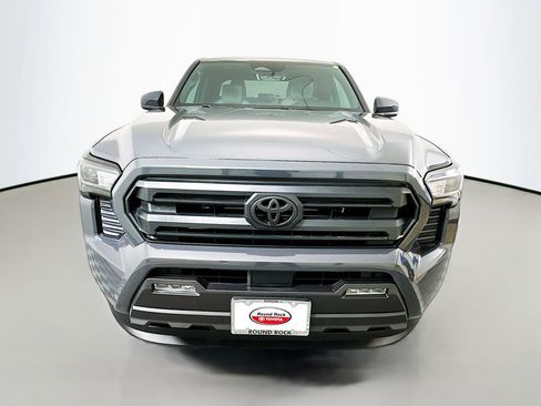 Certified 2025 Toyota Tacoma SR5 AWD/4WD image 2