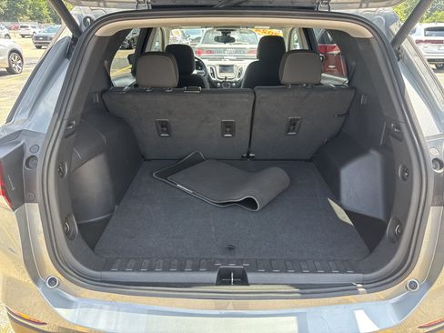 Used 2024 Chevrolet Equinox LT AWD/4WD image 8