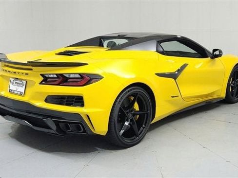 New 2025 Chevrolet Corvette E-Ray w/ Battery Protection Package image 5