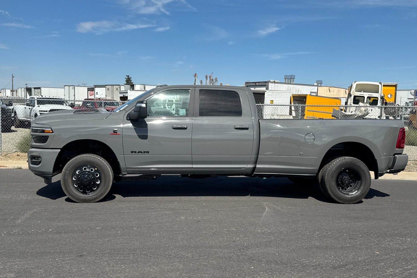 New 2027 RAM 3500 Laramie w/ Night Edition AWD/4WD image 6