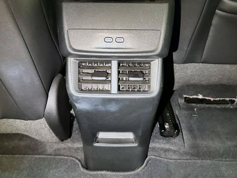 Certified 2025 Chevrolet Equinox LT w/ Convenience Package II FWD image 22