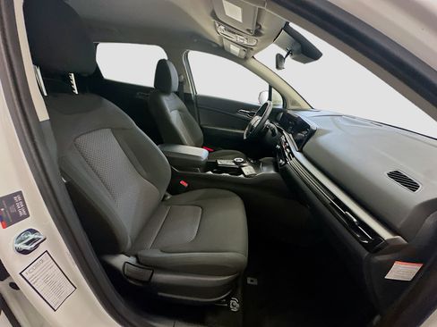Used 2026 Kia Sportage S image 31
