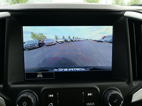 Used 2023 GMC Terrain SLE w/ Driver Convenience Package AWD/4WD image 27
