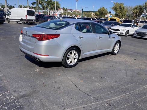 Used 2012 Kia Optima LX image 3